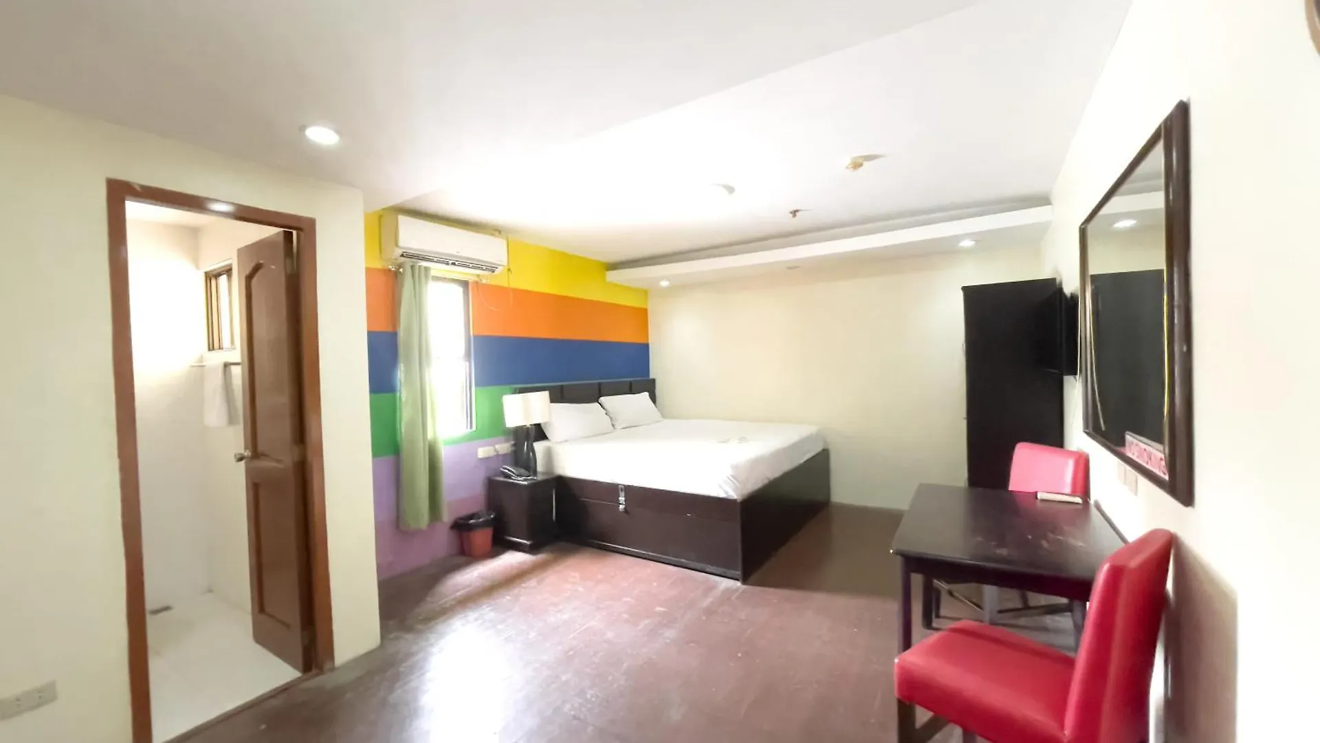 Fave Hotel Angeles City Formerly Hotel America 3*,  Filippinerne